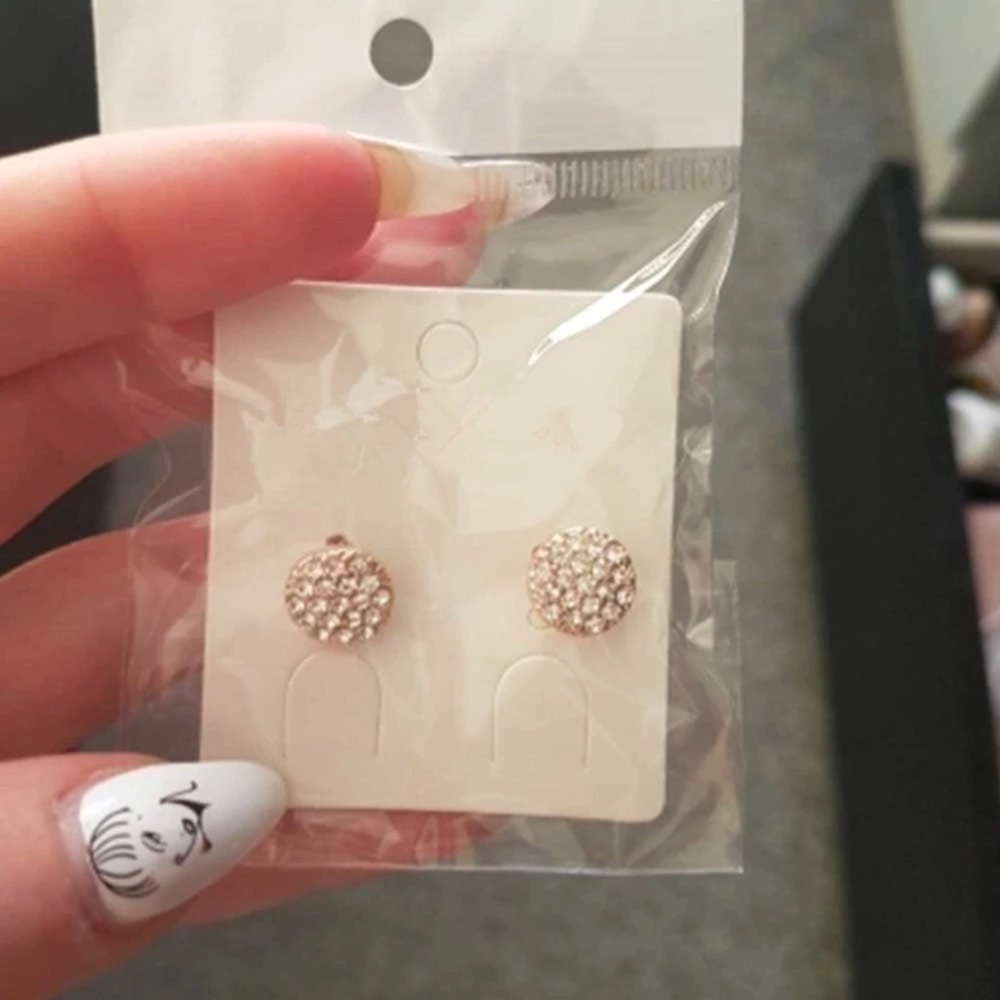 New round elegant  rhinestone circle earrings